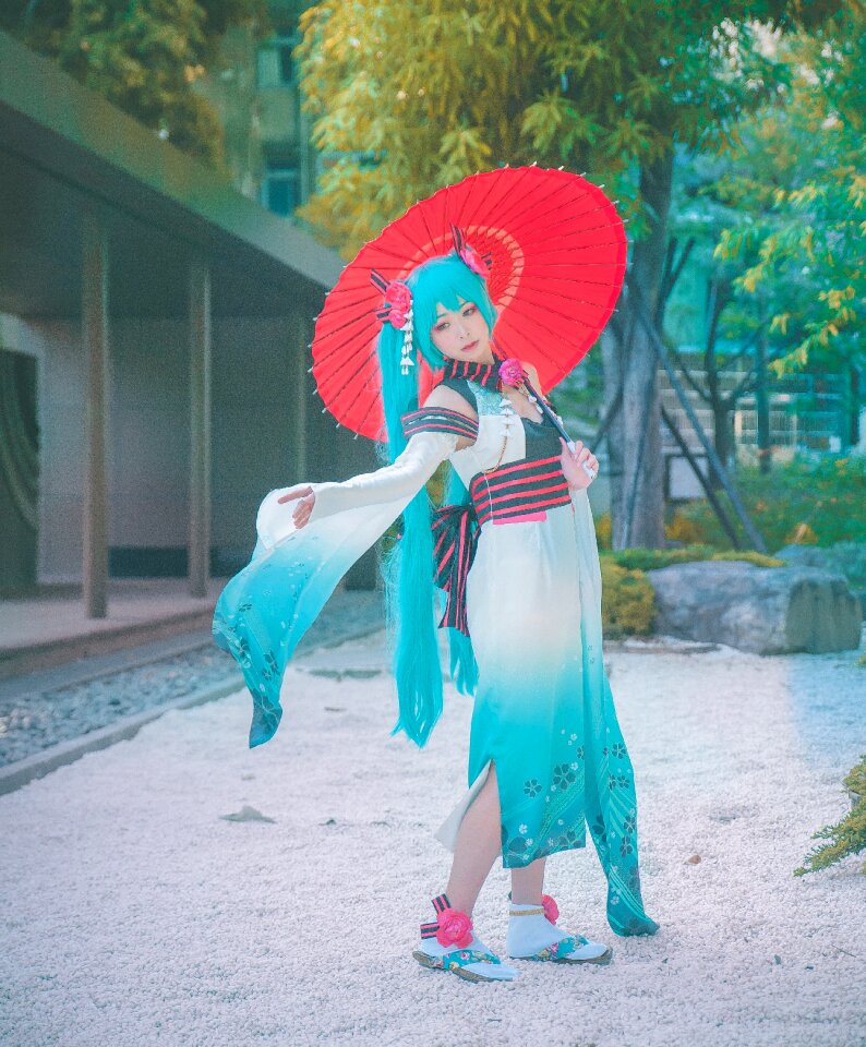 Hatsune miku cosplay