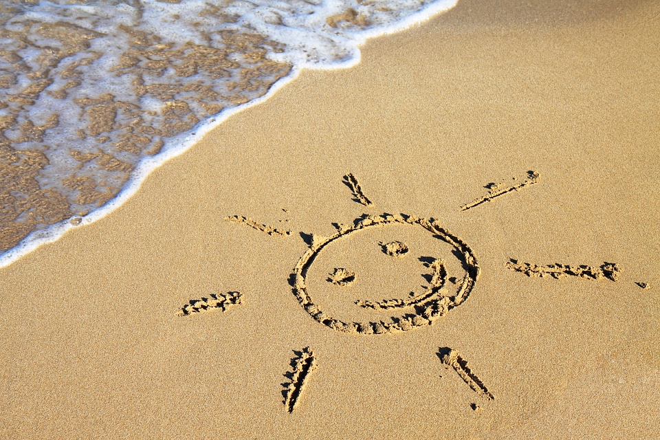 Sun symbol ocean