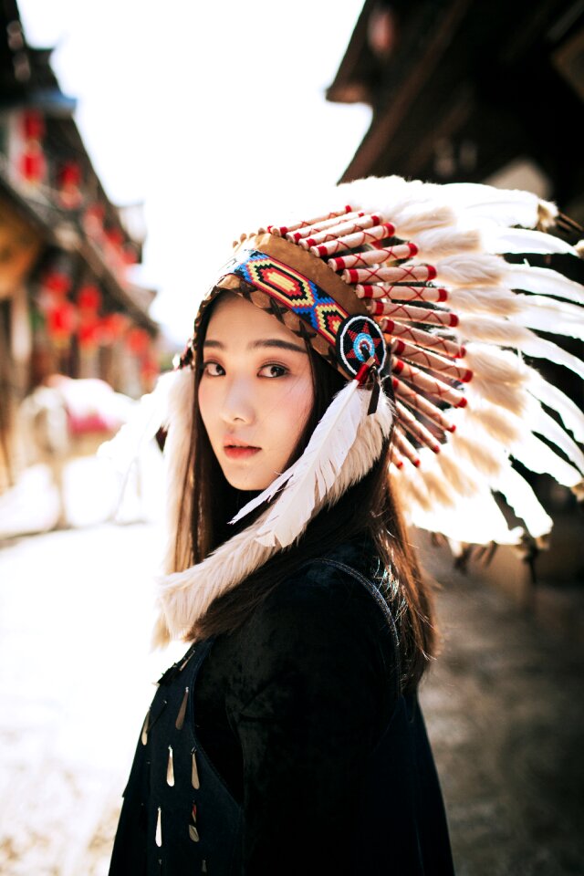 War bonnet indian woman