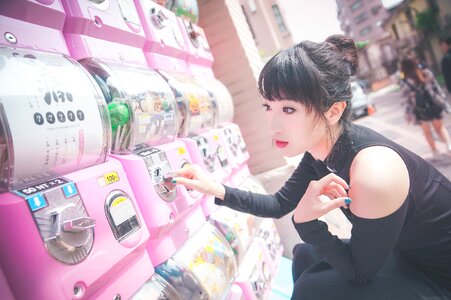 Woman girl capsule toy machine