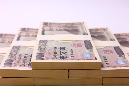 10000 yen notes photo