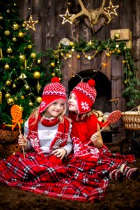 Christmas girls sister