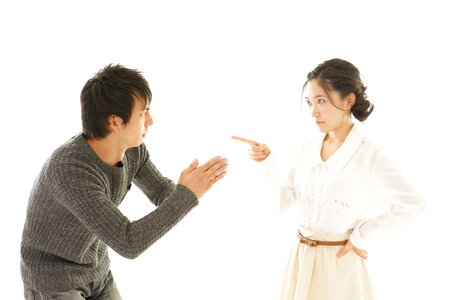 Couple pursue apologize