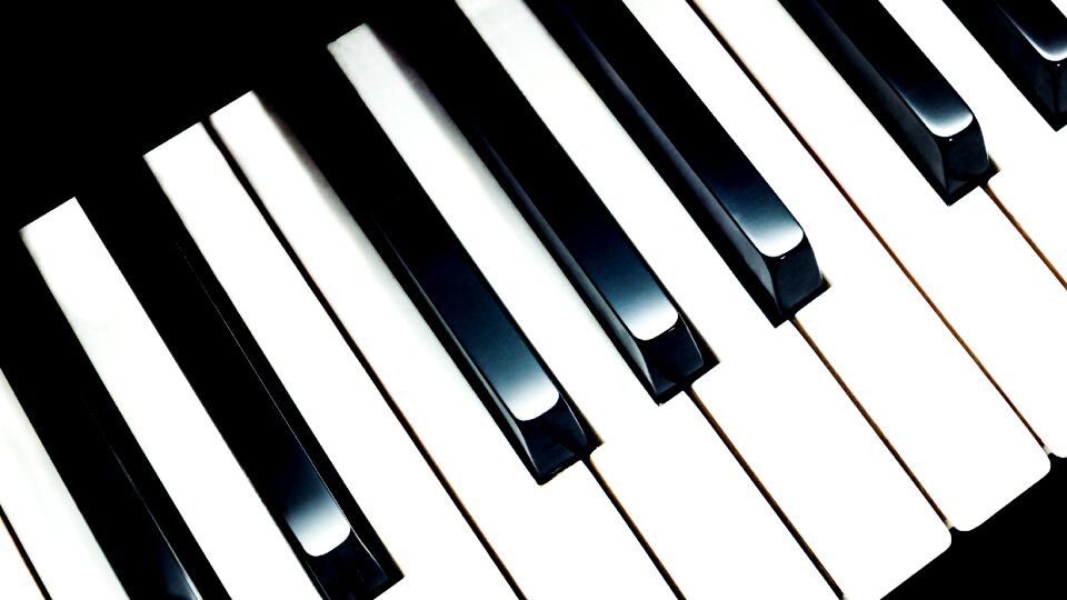 Piano keyboard music instrument