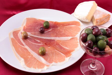 Raw ham olive cheese