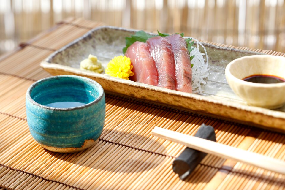 Sashimi seafood sake photo