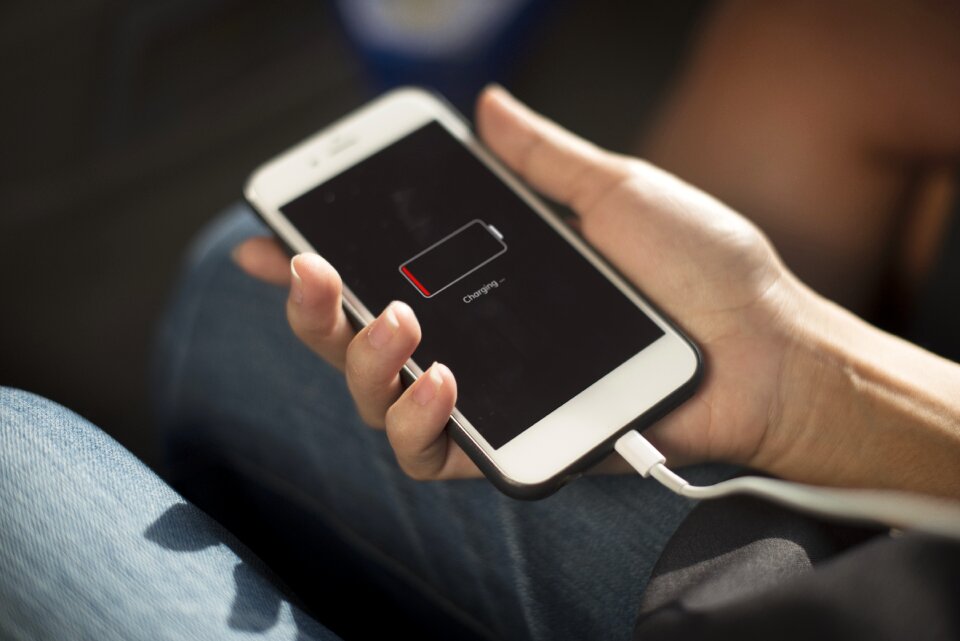 Smartphone charging