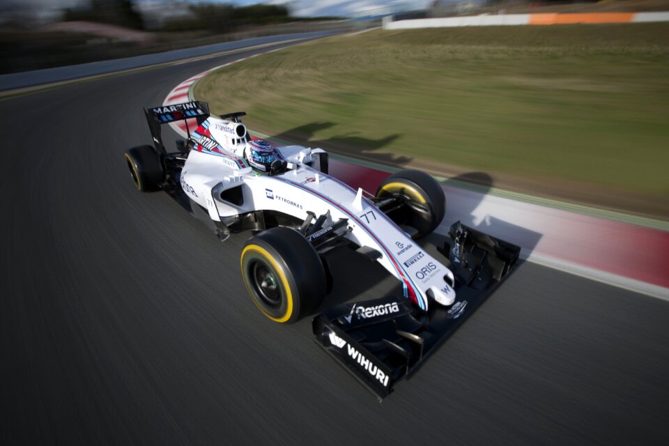 Williams fw38 f1 racing car