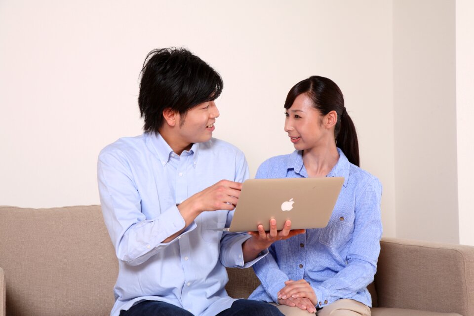 Couple laptop computer