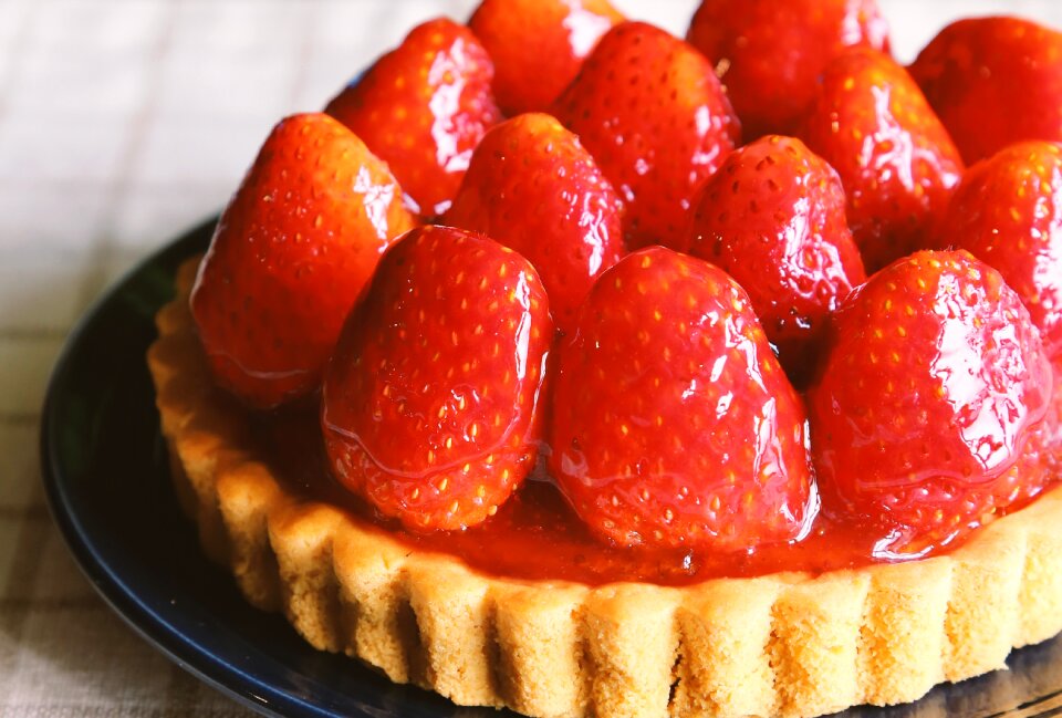 Strawberry tart sweet