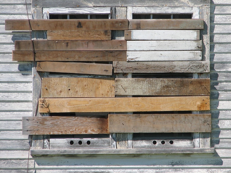 Repair vintage dilapidated