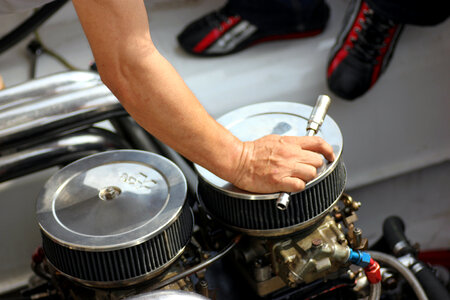 Engine car hand