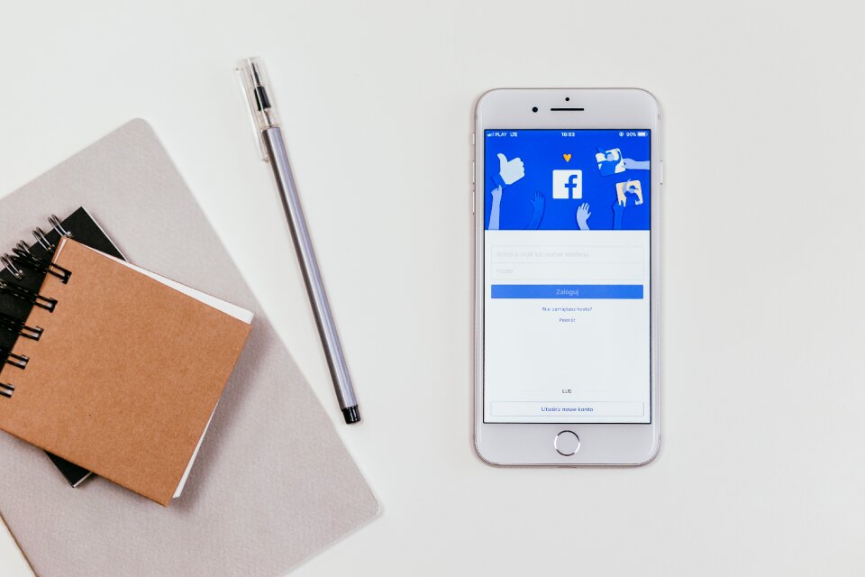 Facebook smartphone