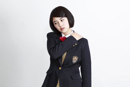 Female student neck tension