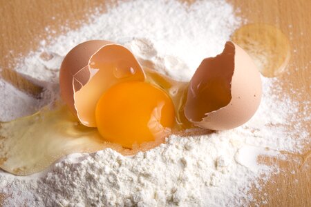 Flour egg