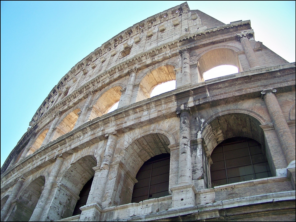 Roman history arena building