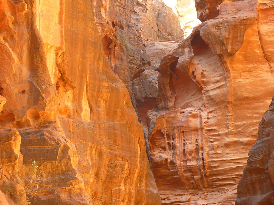Travel middle east canyon