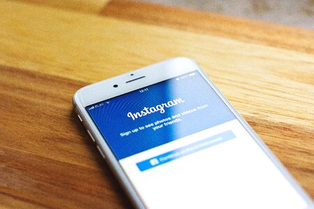 Instagram smartphone