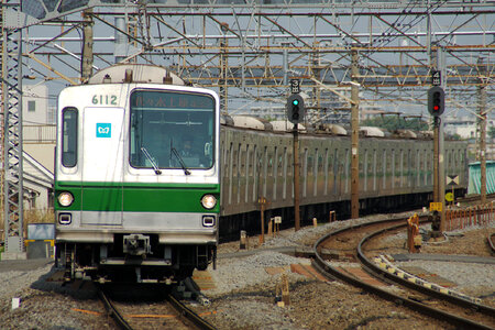Tokyo metro series train photo