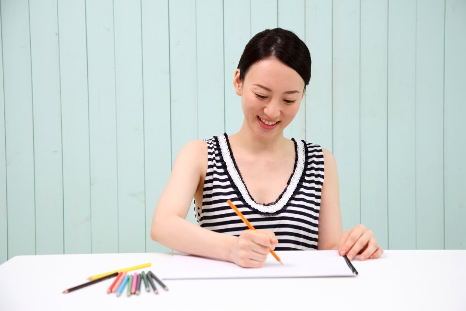 Woman painting drawing