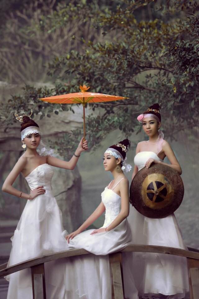Women dress