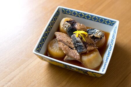 Yellowtail japanese radish