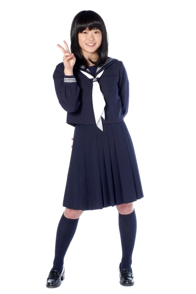 Female student v sign