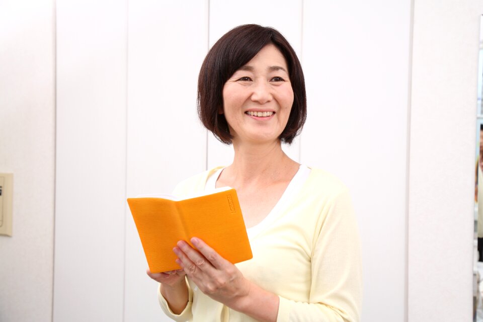 Senior woman notebook