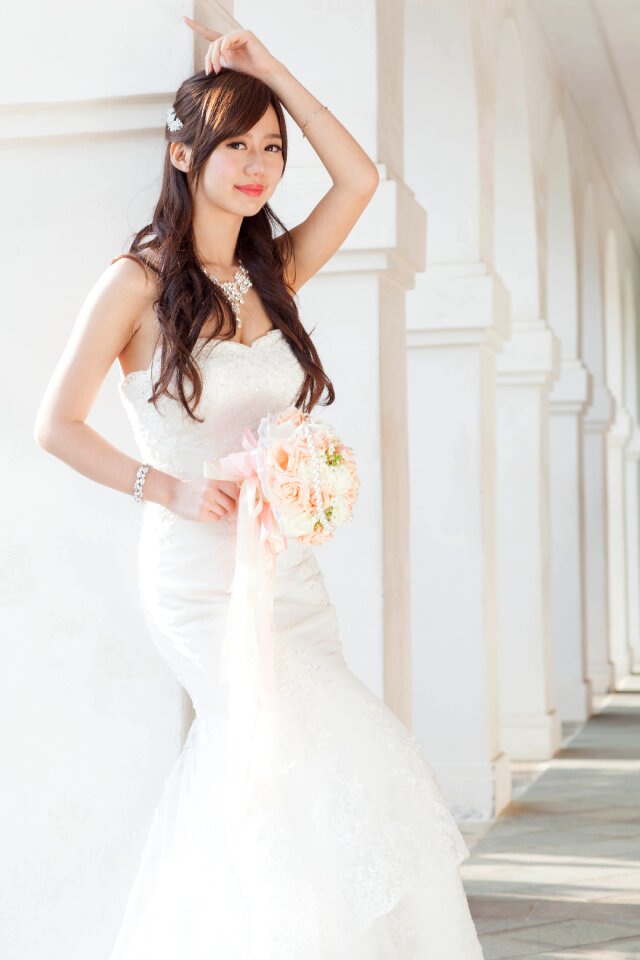 Bride wedding dress photo