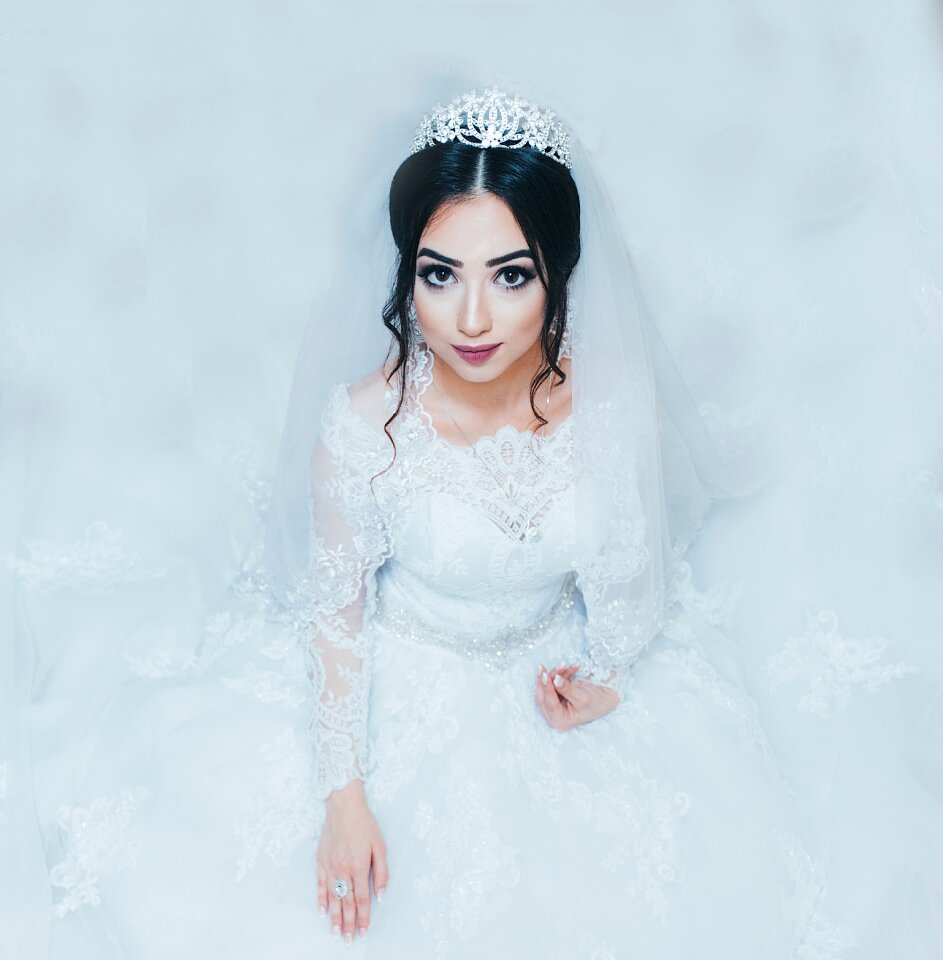 Wedding dress bride