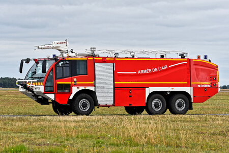 Airport crash tender