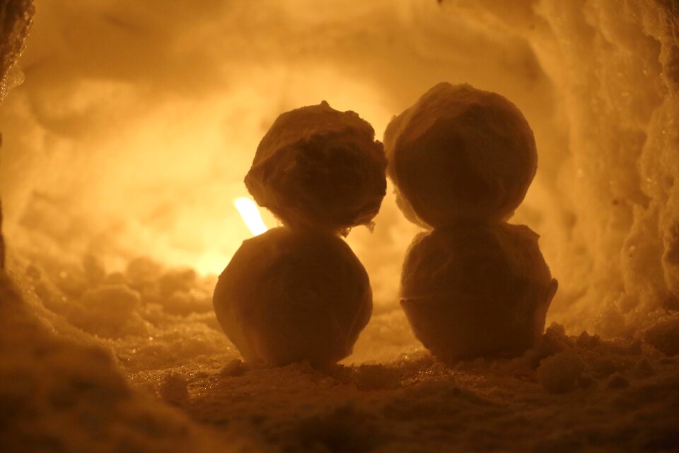 Snowman couple winter