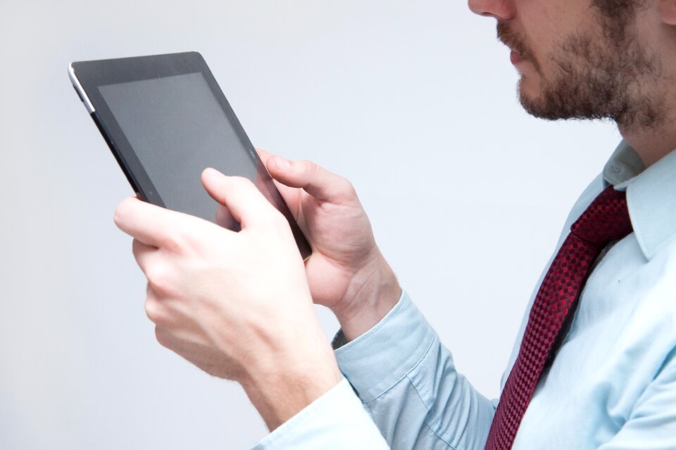Tablet pc businessman