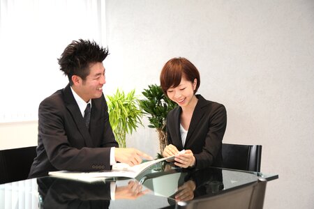 Businessman businesswoman meeting