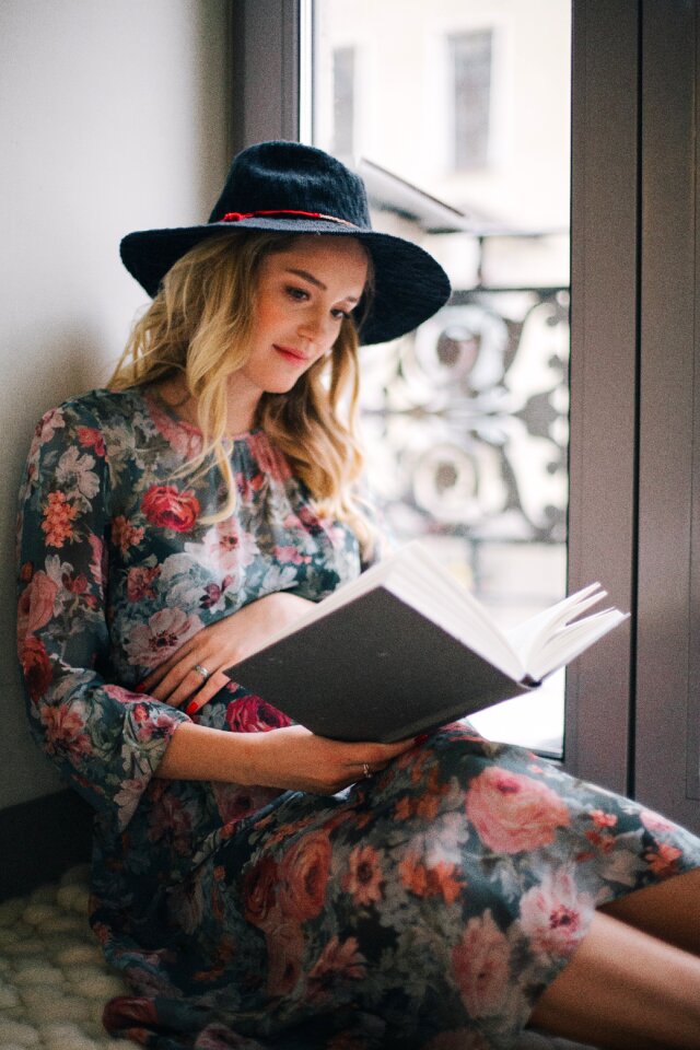 Woman girl reading book