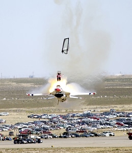 Accident f 16 ejection seat photo