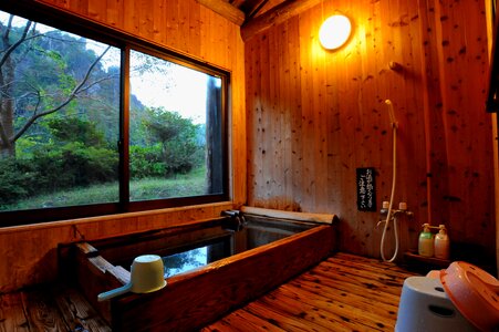 Bathroom hot spring