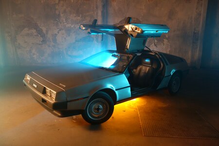 Delorean car