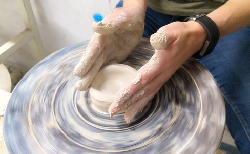 Pottery hands