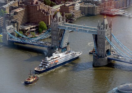 Tower bridge cruise ship photo