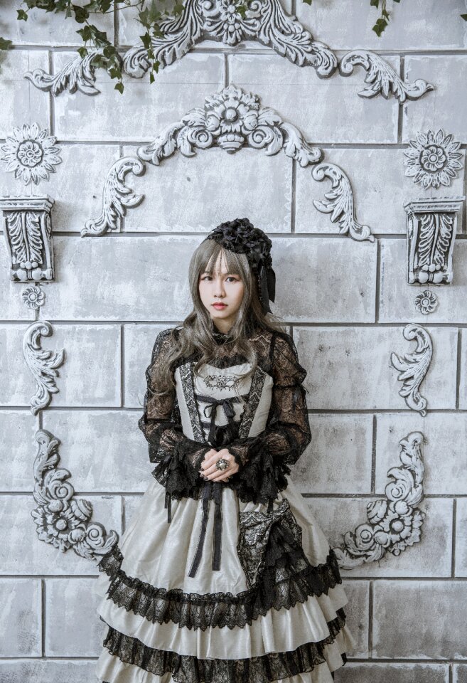 Woman girl gothic lolita
