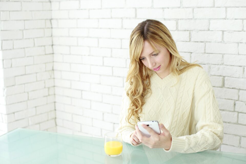 Woman girl smatphone