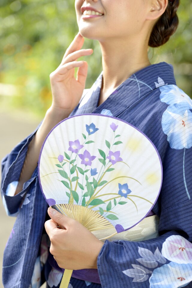 Yukata paper fan
