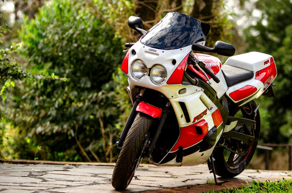 Yamaha fzr motorcycle