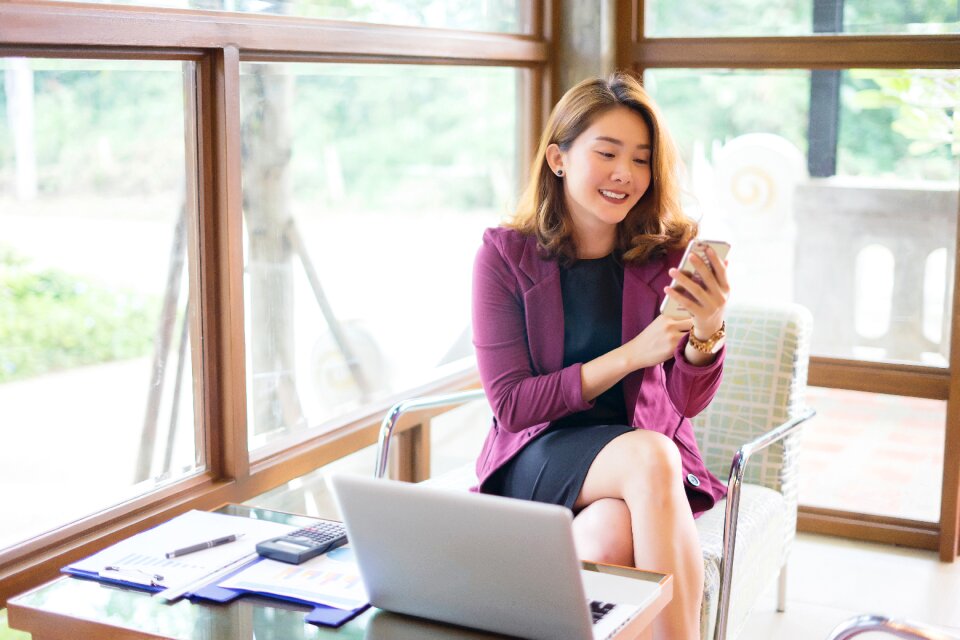 Businesswoman smartphone