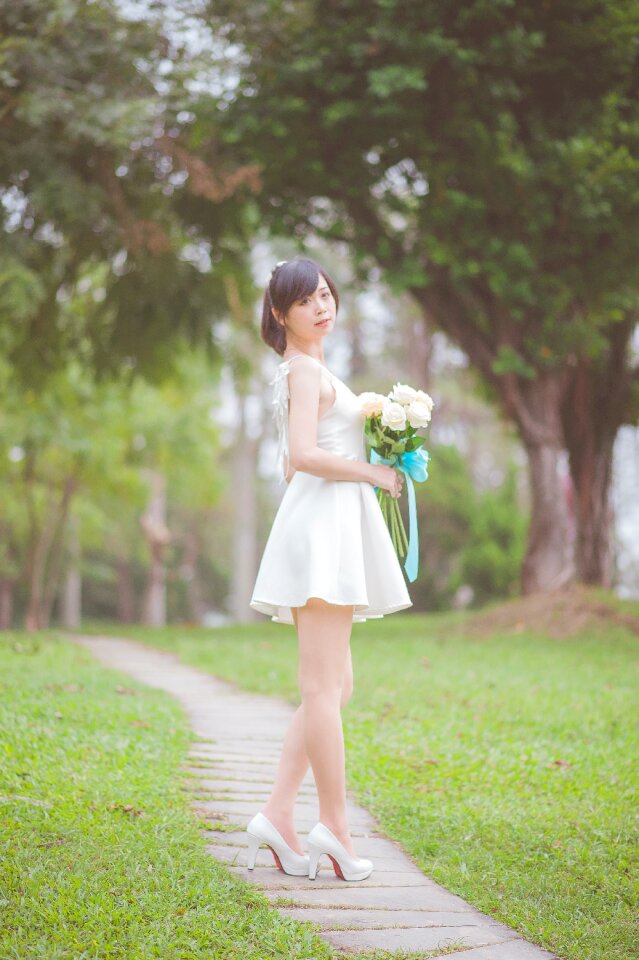 Woman girl bouquet