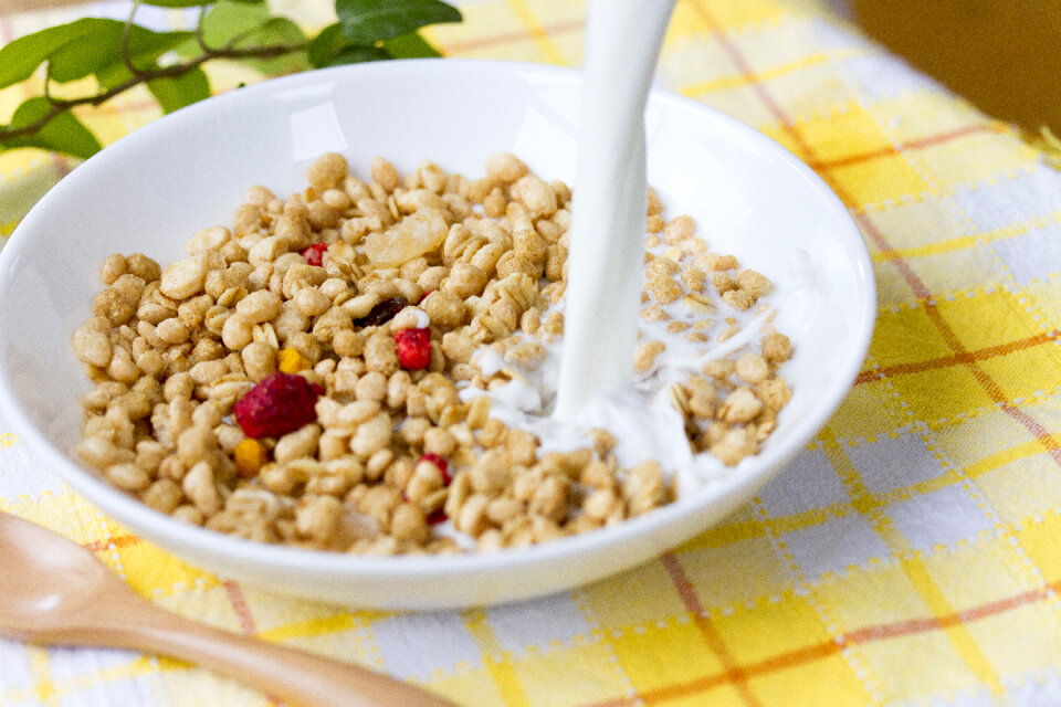 Granola breakfast cereal