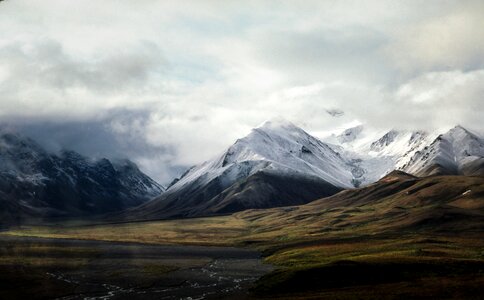 Alaska range mountain photo