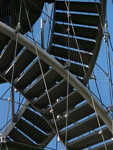 Gradually ropes steel cables