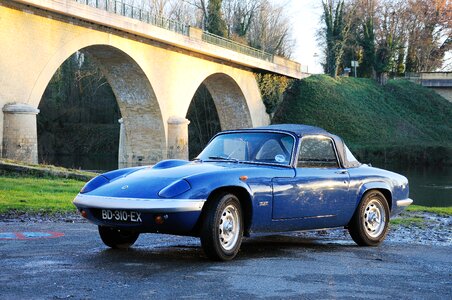 Lotus elan